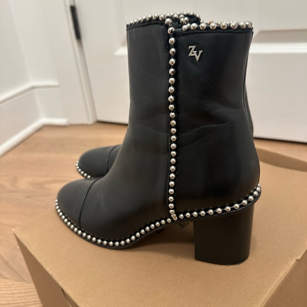 Zadig & Voltaire leather booties with silver studs - Picture 6 of 7